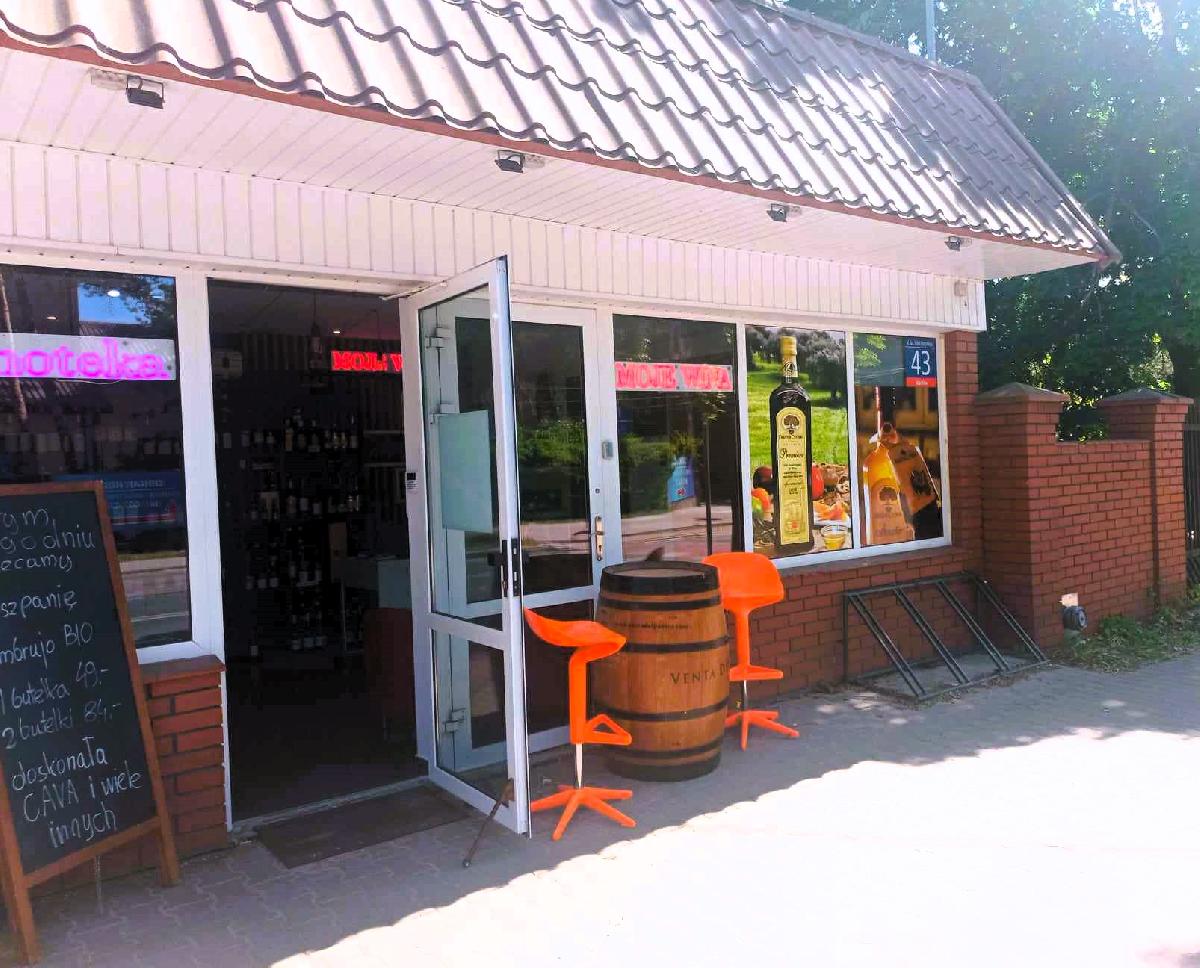 Zapraszamy do sklepu z winami z własnego...