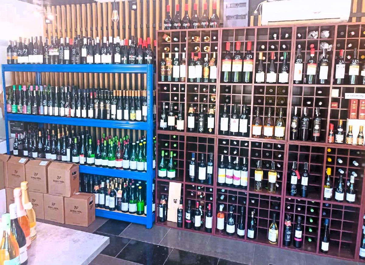 Zapraszamy do sklepu z winami z własnego...