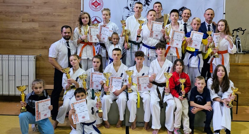 Reprezentacja KSW Bushi na turnieju w Leżajsku. Fot. KSW Bushi 