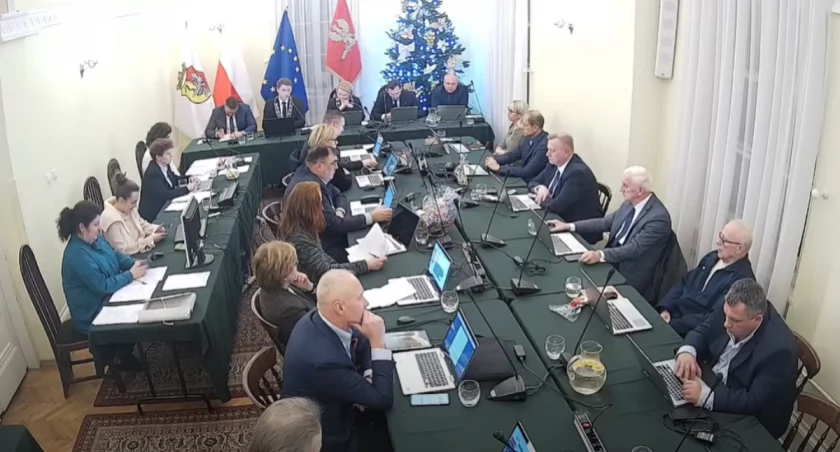 Sesja Rady Miasta Otwocka 19 grudnia 2023. Klip z transmisji