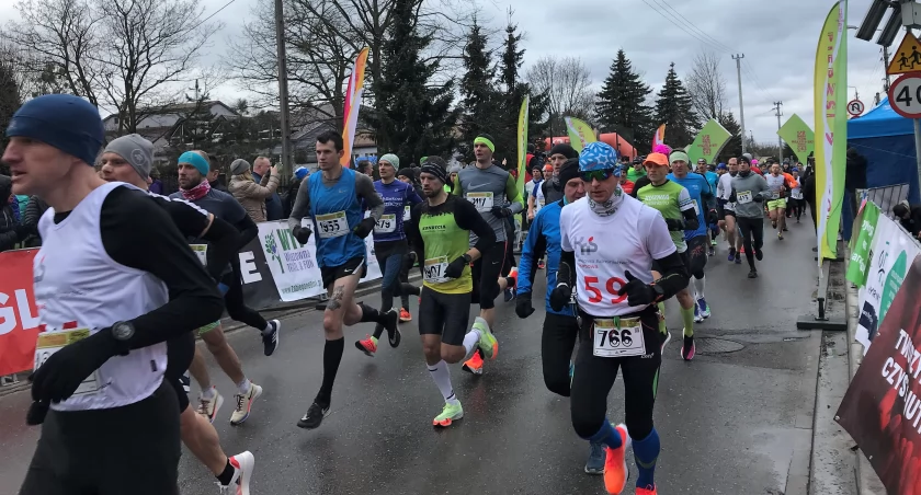 Na zdjęciu uczestnicy 43. Półmaratonu Wiązowskiego w 2023 r. Fot. archiwum