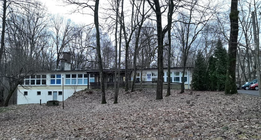 Widoczna na zdjęciu obecna przychodnia w Wiązownie jest już byt mała na rosnące potrzeby mieszkańców