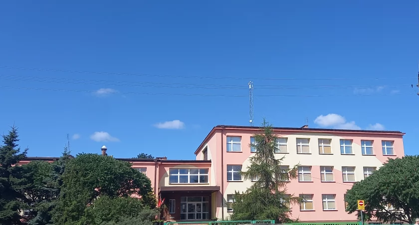 Szkoła Podstawowa nr 2 w Karczewie/ fot. archiwum