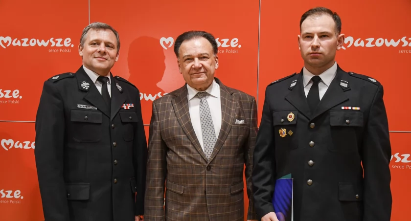 Na zdjęciu od prawej: dh Maciej Smolak, marszałek Adam Struzik i dh Mariusz Zabrocki. Fot. UMWM