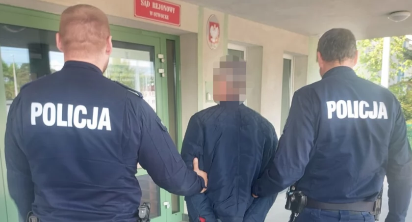 Podejrzany doprowadzony do sądu. Fot. KPP Otwock