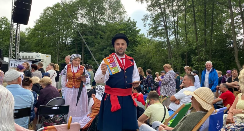 Członkowie zespołu Piskorze zachęcają do głosowania w Budżecie Obywatelskim Mazowsza