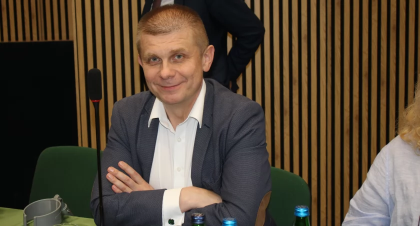 Dariusz Grajda podczas sesji inauguracyjnej Rady Powiatu Otwockiego VII kadencji, 7.05.2024