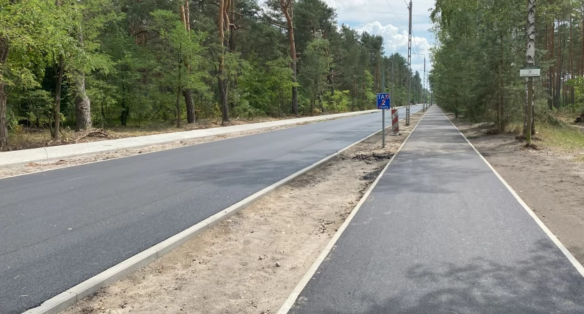 Na zdjęciu ulica Andriollego w Otwocku, od ul. Narutowicza w stronę Hrabiego