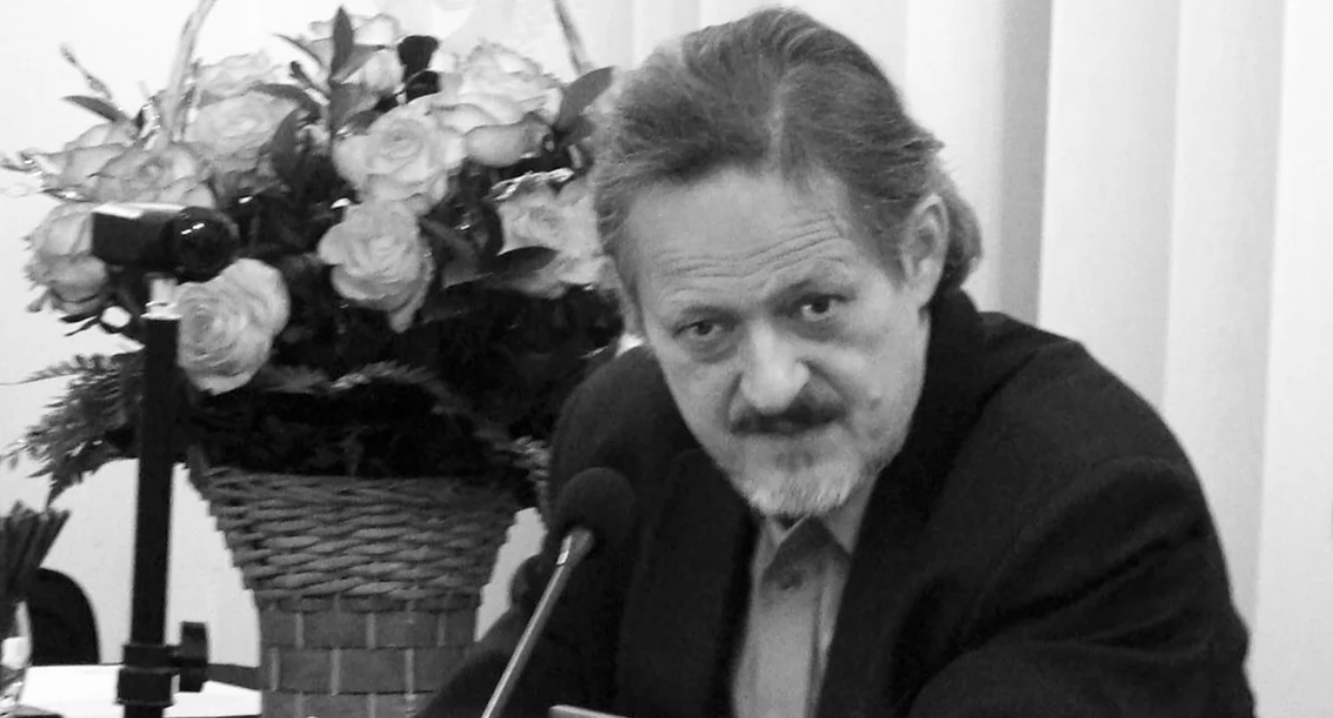 Andrzej Sałaga jako otwocki radny na zdjęciu archiwalnym