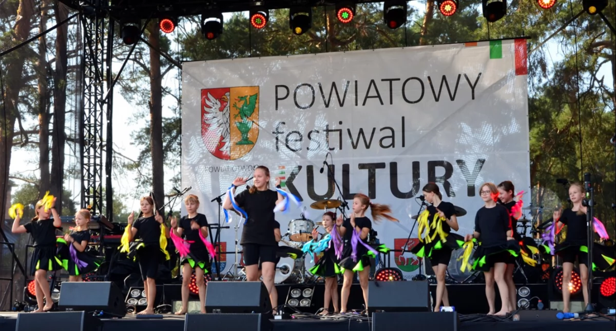 Imprezy - wydarzenia, Otwocki Powiatowy Festiwal Kultury dużym zainteresowaniem - zdjęcie, fotografia