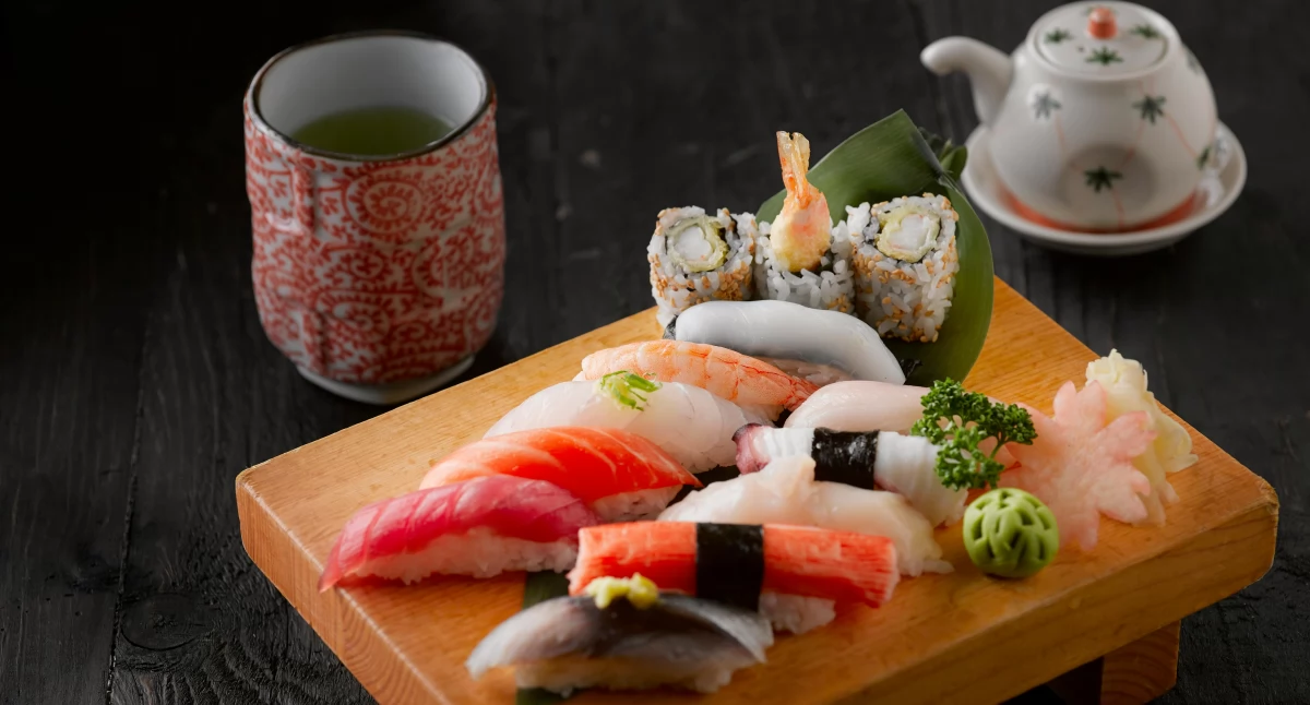 Tekst sponsorowany, Twoje ulubione sushi bułki dostawą terenie Warszawy - zdjęcie, fotografia