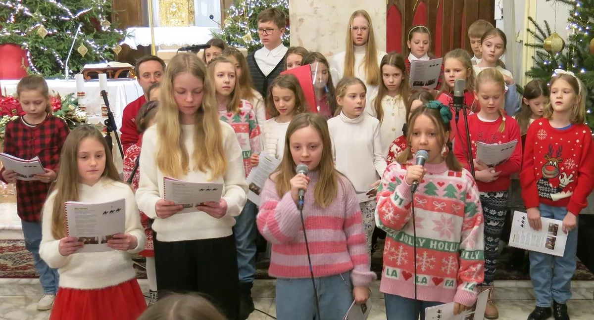 Koncerty - muzyka, Józefowskie wspólne kolędowanie Schola Przyjaciele - zdjęcie, fotografia
