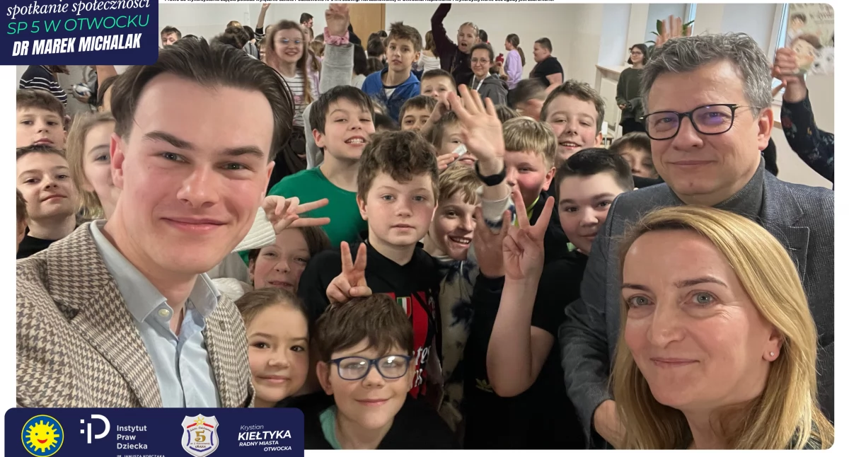 Edukacja - nauka, Spotkanie uczniów otwockiej Markiem Michalakiem przyjacielem dzieci - zdjęcie, fotografia