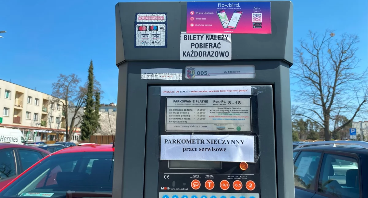 Parkometr przy pl. Niepodległości w Otwocku