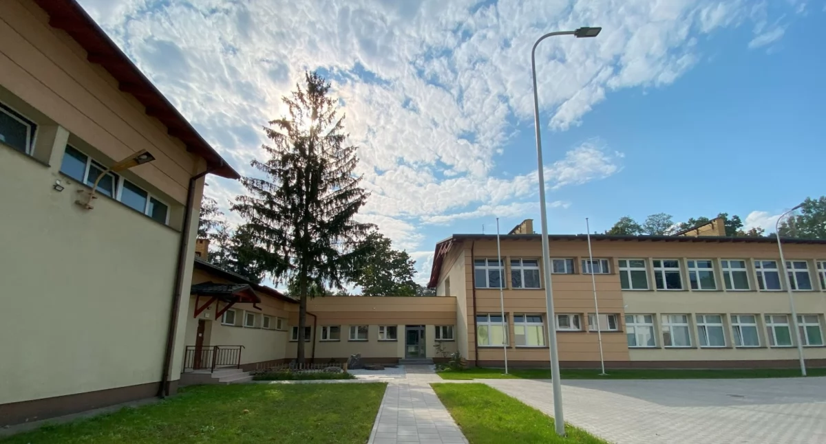 Szkoła Podstawowa w Starej Wsi. Fot. archiwum