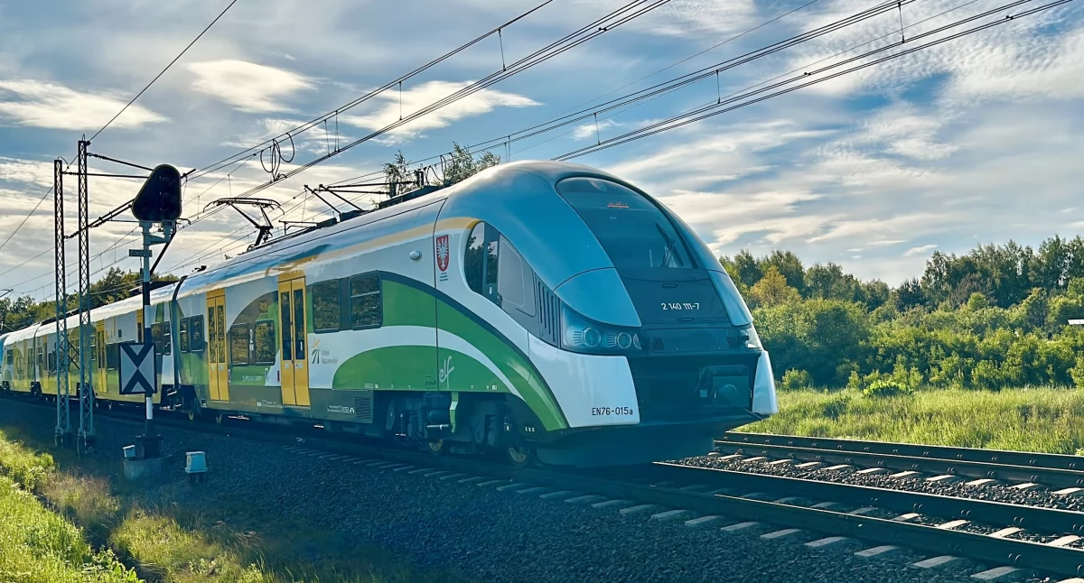 Pociąg Kolei Mazowieckich. Fot. KM