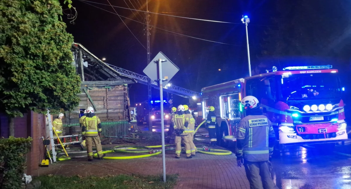 Akcja gaszenia pożaru w Karczewie. Fot OSP Karczew