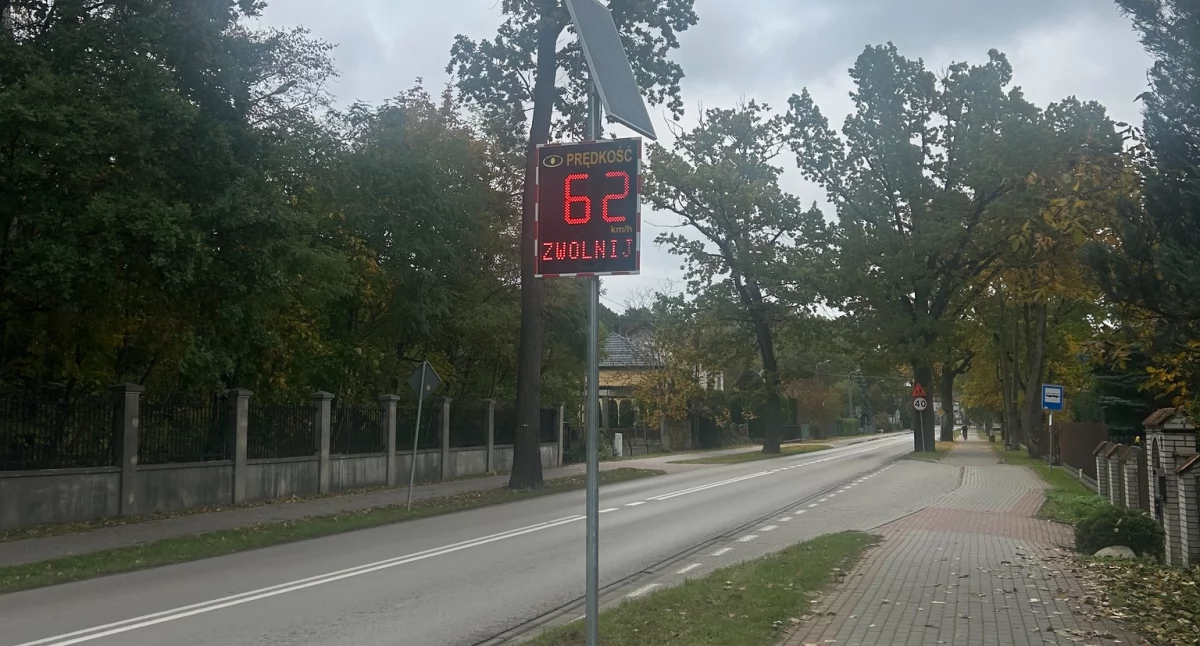 Nowy wyświetlacz prędkości w Celestynowie w rejonie przedszkola. Fot. Urząd Gminy Celestynów