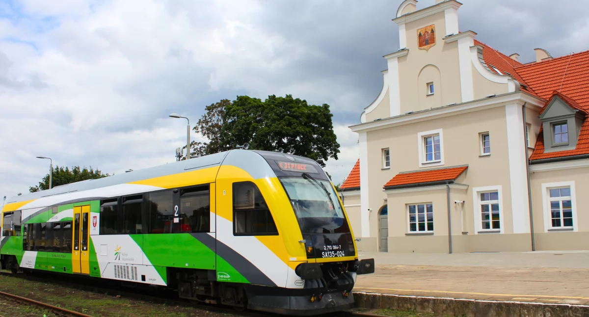 Przez cały długi weekend listopadowy można jeździć na jeden bilet wycieczkowy! Fot. KM