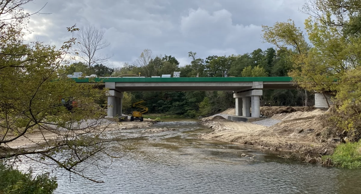 Nowy most nad Świdrem w trakcie budowy. Fot. archiwum