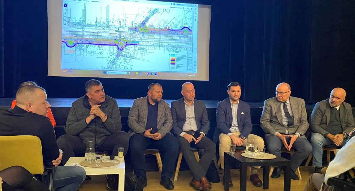 Przedstawiciele Józefowa oraz goście z PKP PLK i firmy Trakcja SA na spotkaniu 19 listopada