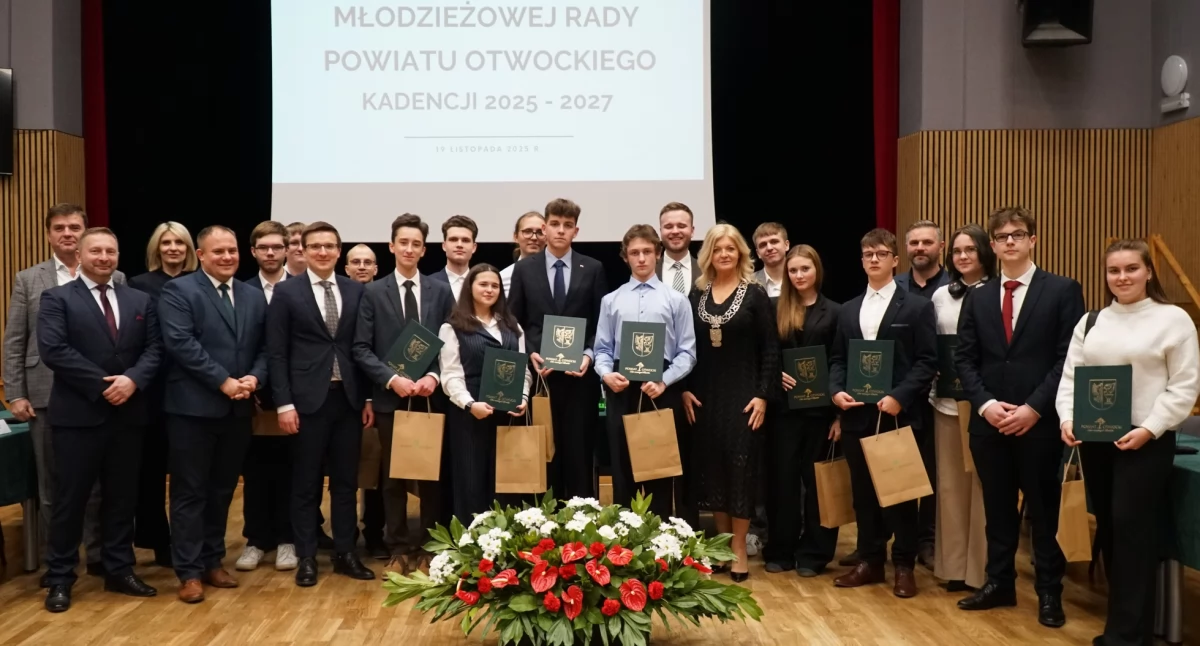 Pierwsza sesja Młodzieżowej Rady Powiatu Otwockiego. Fot. FB/Powiat Otwocki 