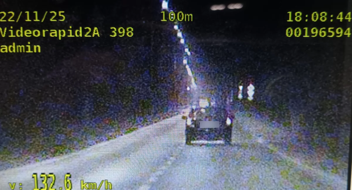 Rajd po ul. Armii Krajowej w Otwocku zakończony wysokim mandatem. Fot. KPP Otwock