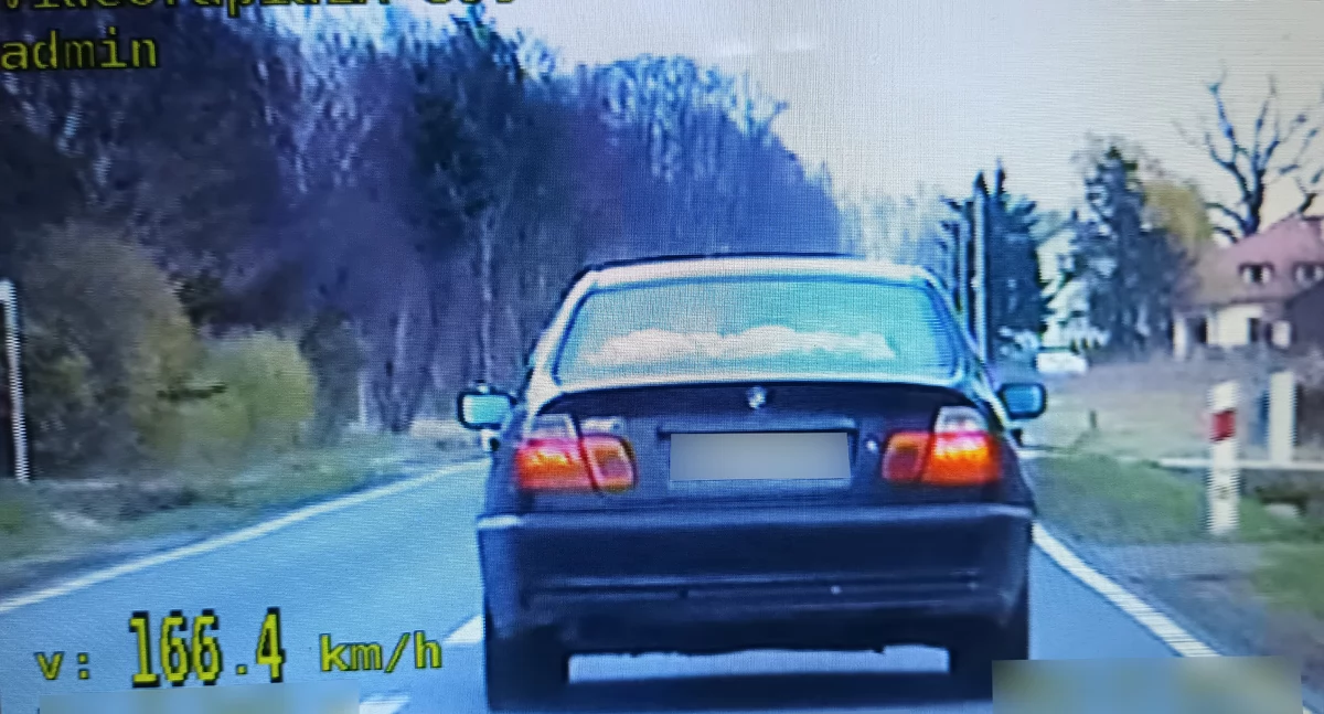 Kronika kryminalna, Piractwo drogowe drogach powiatu - zdjęcie, fotografia