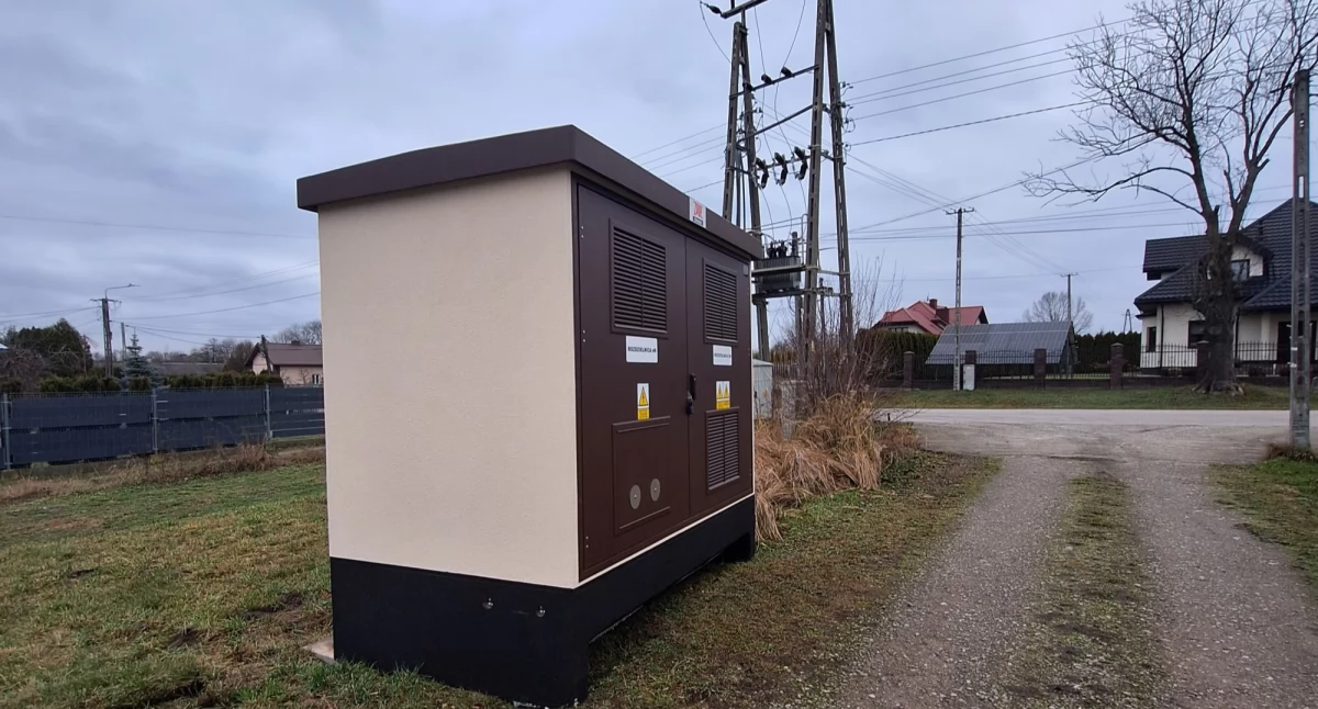 Infrastruktura, Nowoczesna linia energetyczna Otwock Glinianka wzmacnia bezpieczeństwo dostaw prądu - zdjęcie, fotografia