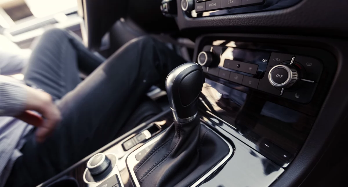 Tekst sponsorowany, Systemy kontroli trakcji stabilizacji działają zimowej praktyce - zdjęcie, fotografia