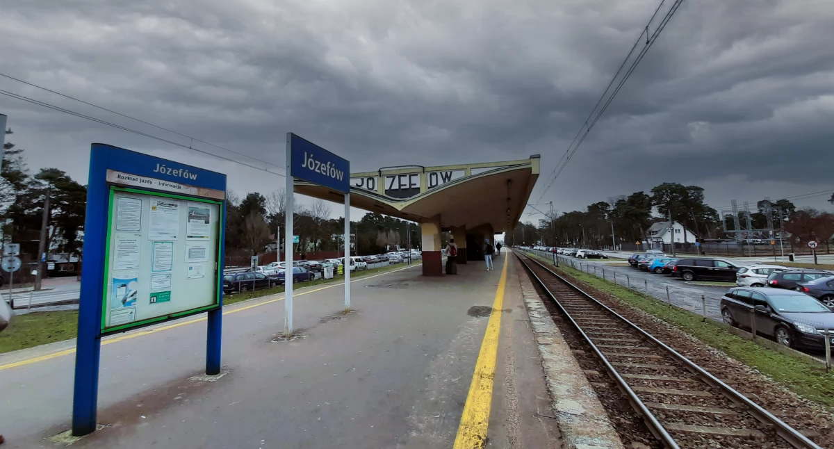 Parkingi przy przystankach w Józefowie, Michalinie, Świdrze wkrótce zostaną zlikwidowane. Fot. archiwum