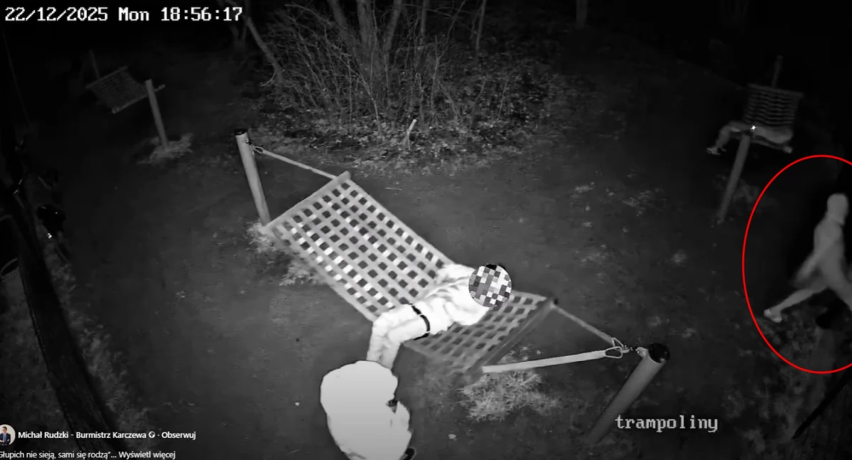 Klip z wideo monitoringu udostępnionego przez burmistrza Michała Rudzkiego