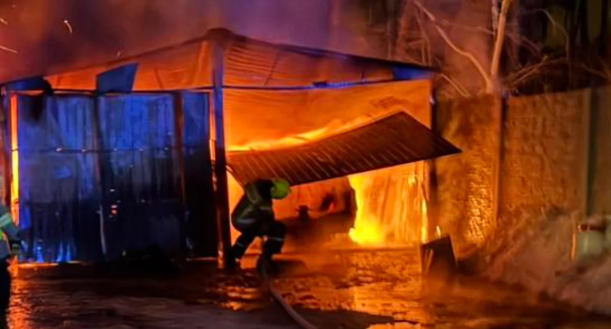 Pożar garażu w Radiówku. Fot. OSP KSRG Malcanów