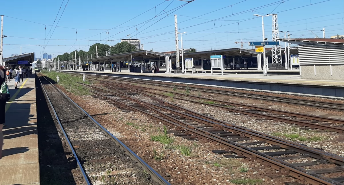 Inwestycje, Warszawa Wschodnia przebudowy Pasażerów linii otwockiej czekają kolejne utrudnienia - zdjęcie, fotografia