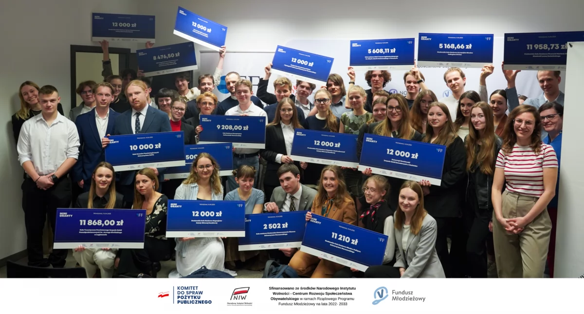 Stowarzyszenia - Fundacje - NGO, pomysły młodych! Nawet tysięcy złotych uczniów studentów powiatu otwockiego - zdjęcie, fotografia