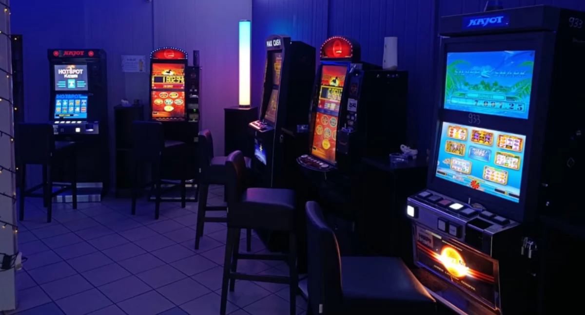 Nielegalny salon gier zlikwidowany. Fot. (4) KPP Otwock