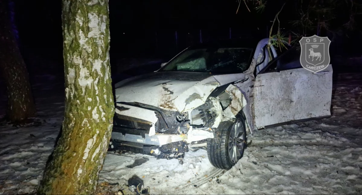 Nocna kolizja w Karczewie. Fot. OSP Karczew
