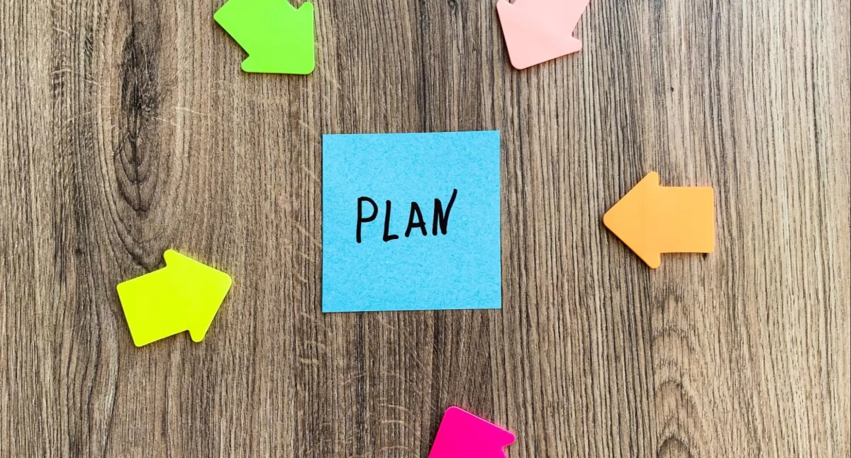 Tekst sponsorowany, mądrze zaplanować przyszłość wybrać studia przewodnik tegorocznych absolwentów szkół średnich - zdjęcie, fotografia