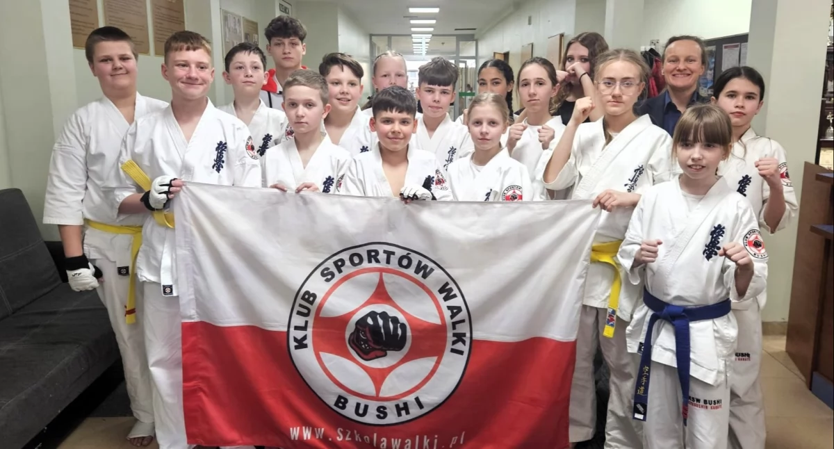 Drużyna KSW Bushi na Warszawskiej Olimpiadzie Młodzieży. Fot. KSW Bushi
