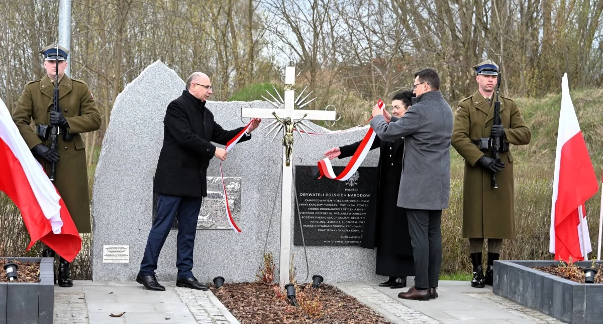 Na zdjęciu odsłonięcie pomnika Romów, Karczew 8.04.2026. Fot. Gmina Karczew