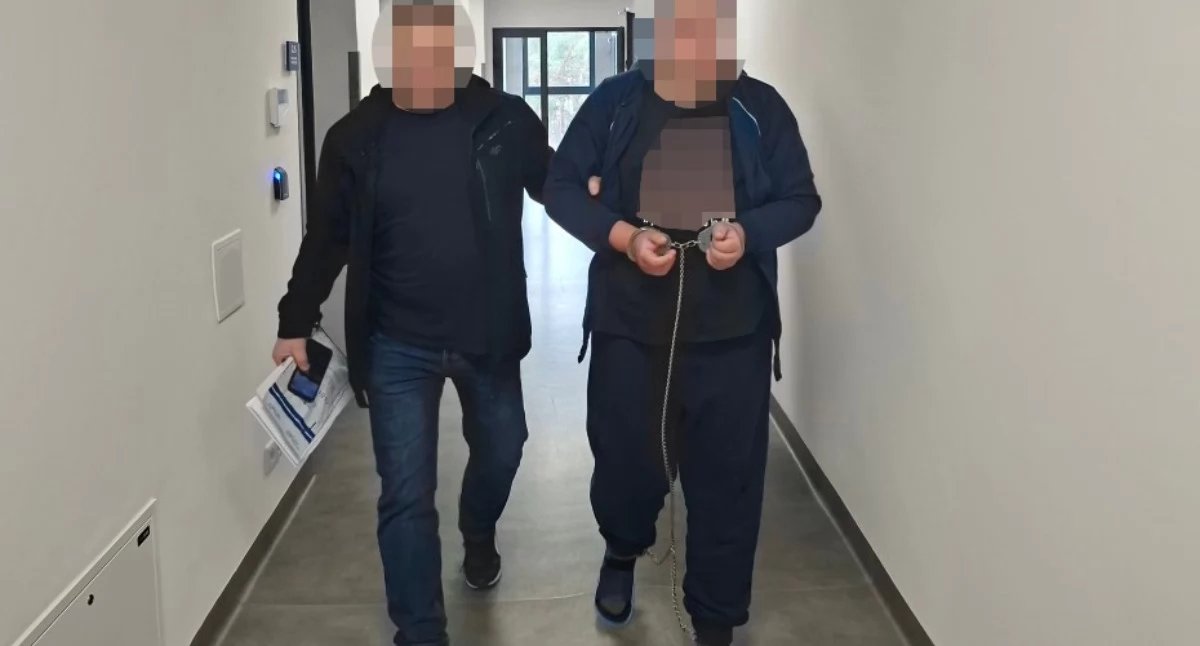 Kronika kryminalna, Otwock Groził nożyczkami szpitalu zaatakował policjantów latek usłyszał zarzuty - zdjęcie, fotografia