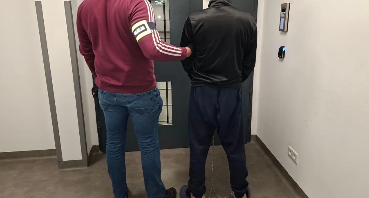 Kronika kryminalna, Seryjny złodziej powiatu otwockiego znów kratami odsiadki wciąż kradł - zdjęcie, fotografia