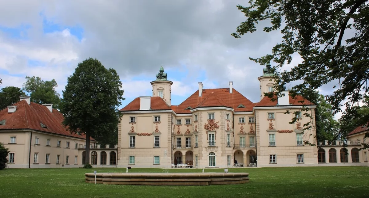 Muzeum Wnętrz w Otwocku Wielkim od strony parku. fot. archiwum