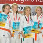 Zuzanna Woźniak (pierwsza z prawej)