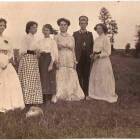 Rodzina Świętochowksich w Rudnie. Zdjęcie z 1909 r 