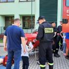 Strażacy z KPPSP w Otwocku - udzielanie pierwszej pomocy