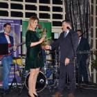 Nagrodę dla firmy NOVO-PAK odbiera Karina Sielska. Fot. Biuro Kultury i Promocji...