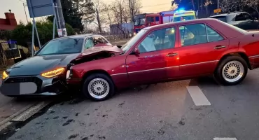 Szokujący wypadek w Józefowie: 14-latek za kierownicą, poszkodowani trafili do szpitala!