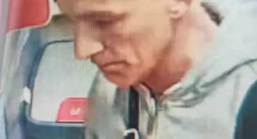 Rozpoznajesz tego mężczyznę? Policja w Otwocku prosi o pomoc!
