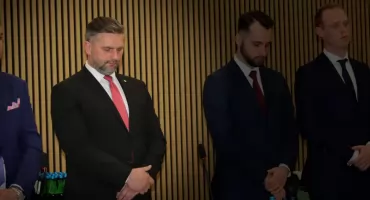 Trzeźwość na drodze dzieli radnych. Kontrowersyjna wypowiedź Pawła Walo